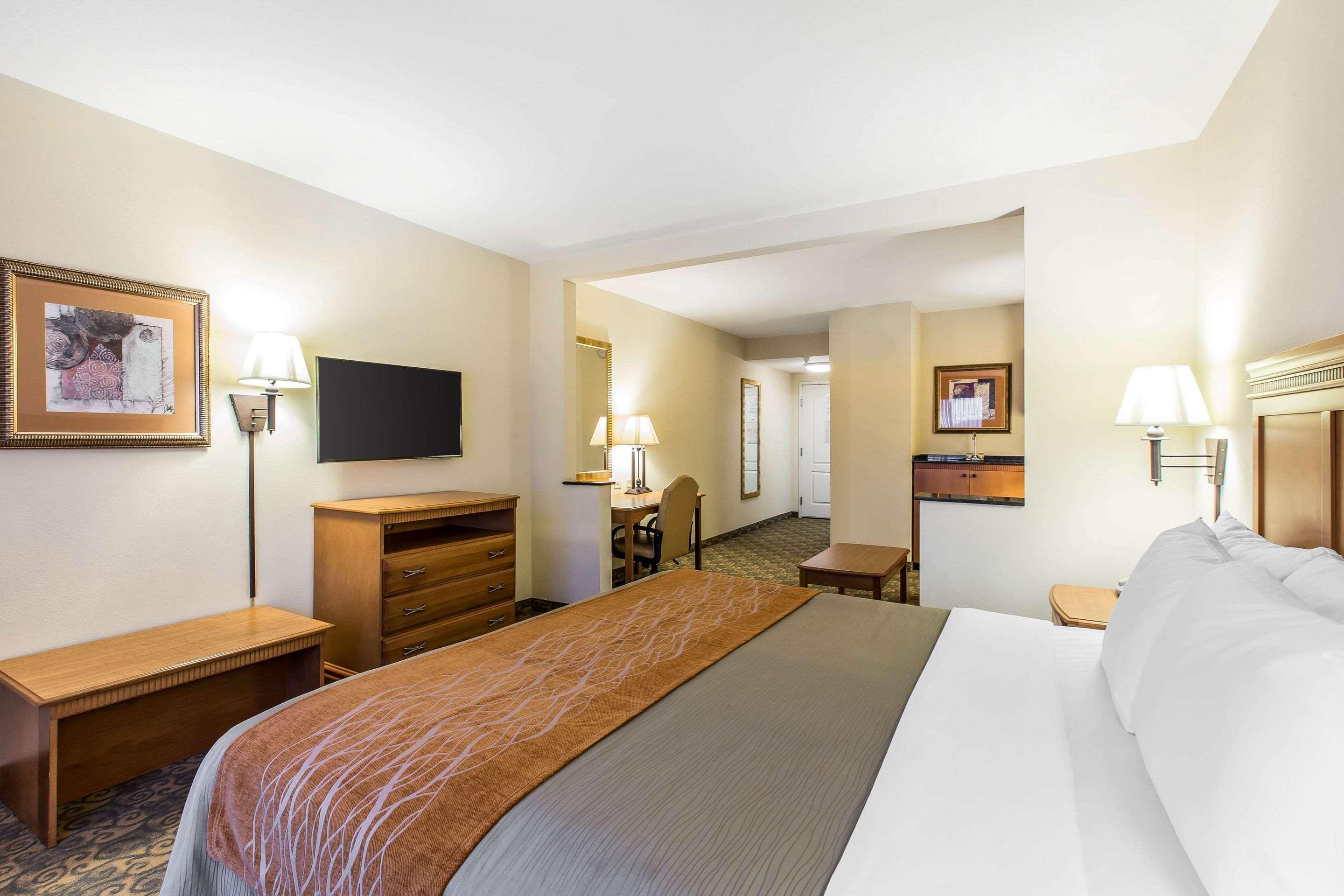 Comfort Inn & Suites Tifton Extérieur photo