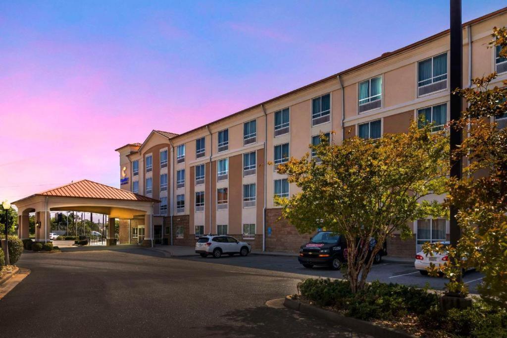 Comfort Inn & Suites Tifton Extérieur photo